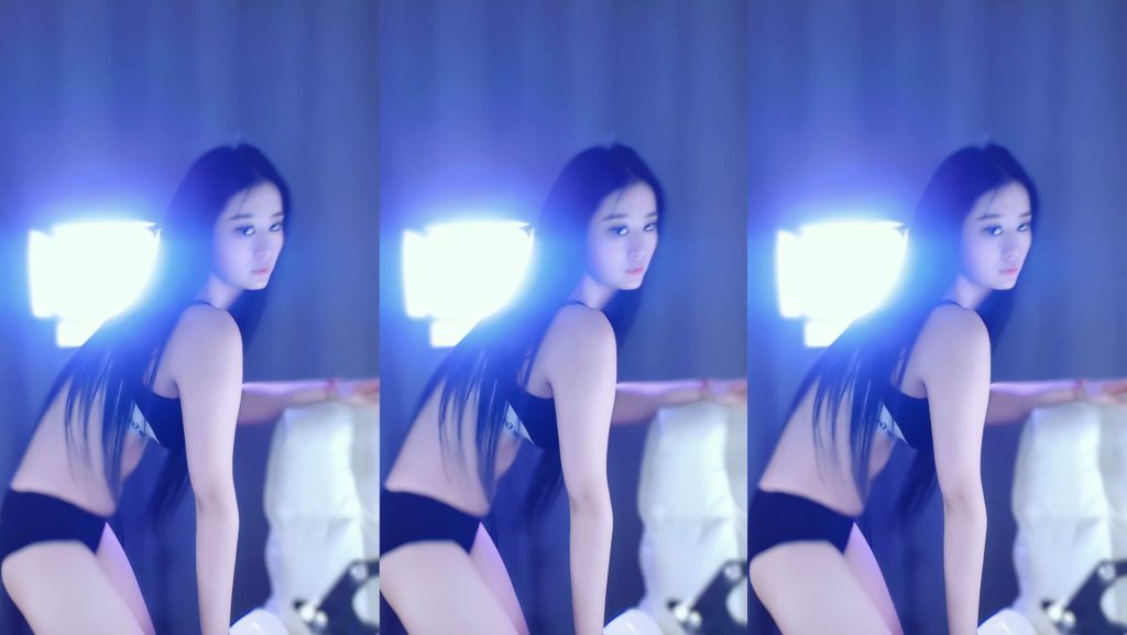 网易cc 坷坷 大尺度骚舞 无水印收藏版【2V】【600M】 预览图 1