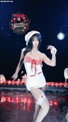 【抖音 AA】极品长腿萌妹 超短裙极限露内骚舞 很顶很诱惑【29V】【2.2G】 预览图 11