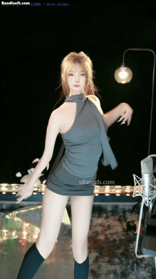 【抖音 AA】极品长腿萌妹 超短裙极限露内骚舞 很顶很诱惑【29V】【2.2G】 预览图 3