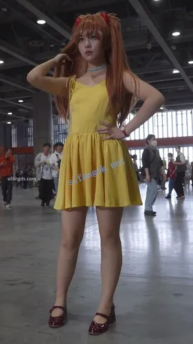 【永久专享】【xxn-334】明日香cos小姐姐..粉内带翅膀直接坐地上屁股脏了【1V】【700M】 预览图 8