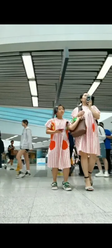 【永久专享】(空大师）上下通透少妇，情趣窄内,臀型很美【1V】【232M】 预览图 6