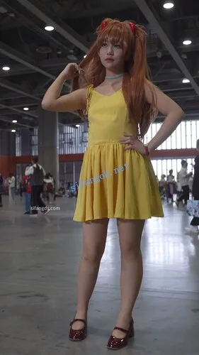 【永久专享】【xxn-334】明日香cos小姐姐..粉内带翅膀直接坐地上屁股脏了【1V】【700M】 预览图 5