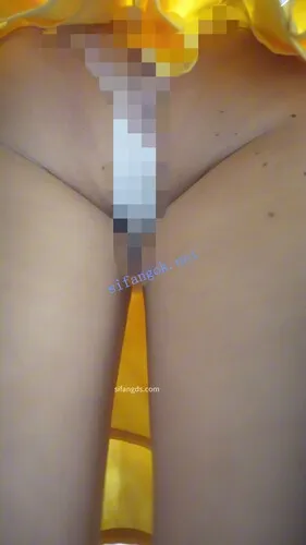 【永久专享】【xxn-334】明日香cos小姐姐..粉内带翅膀直接坐地上屁股脏了【1V】【700M】 预览图 7