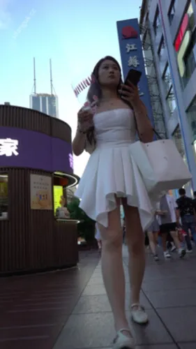 【永久专享】【WaltzCD】华尔兹2024系列之24抹胸白裙肉丝【1V】【954M】 预览图 1