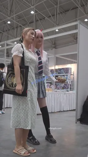 【永久专享】【WaltzCD】华尔兹2024系列之04展台JK妹【1V】【555M】 预览图 7