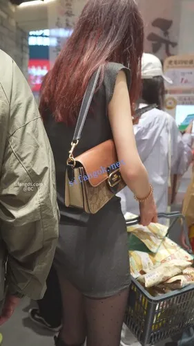 【永久专享】(BC-SSS-099)抄底两位花纹黑丝小姐姐..性感包臀短裙粉色窄内【1V】【1G】 预览图 10