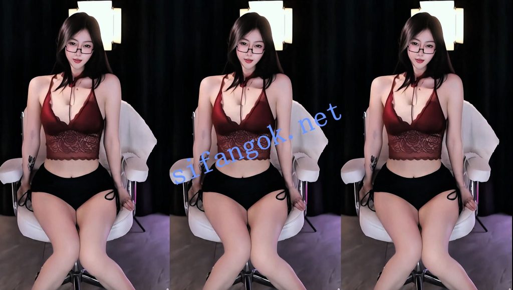 【虎牙】金琳爱睡觉 25年12月骚舞精选9V【9V】【719M】 预览图 9