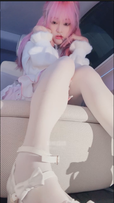 玩物直播玉子sama-251124 辱妈死妈系列妓女亲妈被玉子玩丝【1V】【395MB百度云】 预览图 4