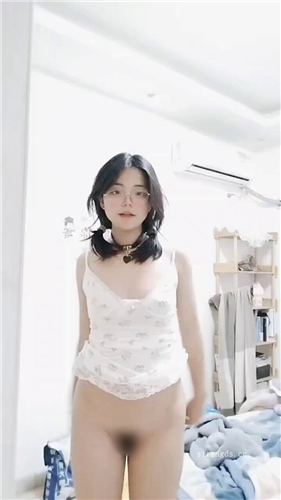 推特嫩妹 mole 土豆喵 琳 瑜宝 旖可6月新番福利裸舞小合集【62P80V】【1.12G】 预览图 9