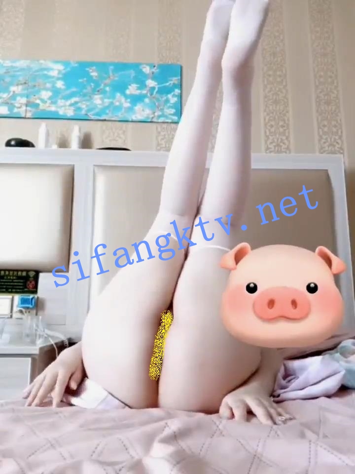 【快手】超级无敌风暴美羊羊，超嫩无毛萝莉私拍福利21V！【21V】【180M】 预览图 4