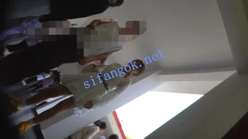 【永久专享】（空城原创）白色连衣裙小少妇逛公园，微透米白N夹翅膀【1V】【488M】 预览图 5