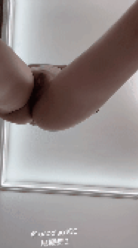 【精品】人气舞蹈女大【小乔（以安）】最新付费裸舞私拍【9V】【301M】 预览图 5