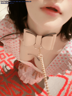 【秀人网 谢小蒽】粉色女仆狗链鞭打 手指高速摩擦高潮喷水【110P3V】【1.91G】 预览图 7