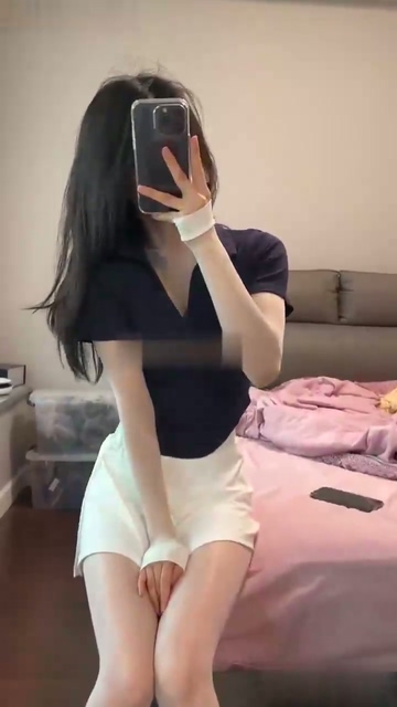 抖音 李妙子 付费定制长腿御姐私拍大尺度道具自慰【7V】【526M】 预览图 8