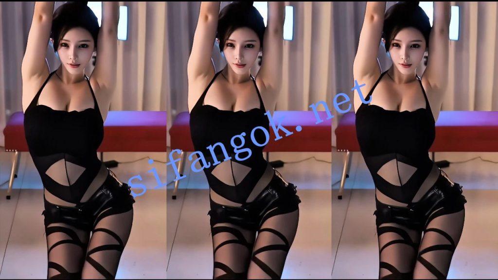 【斗鱼】谁的小棉袄呢 新年大礼包第2弹 超火高定新9V【9V】【1.7G】 预览图 7