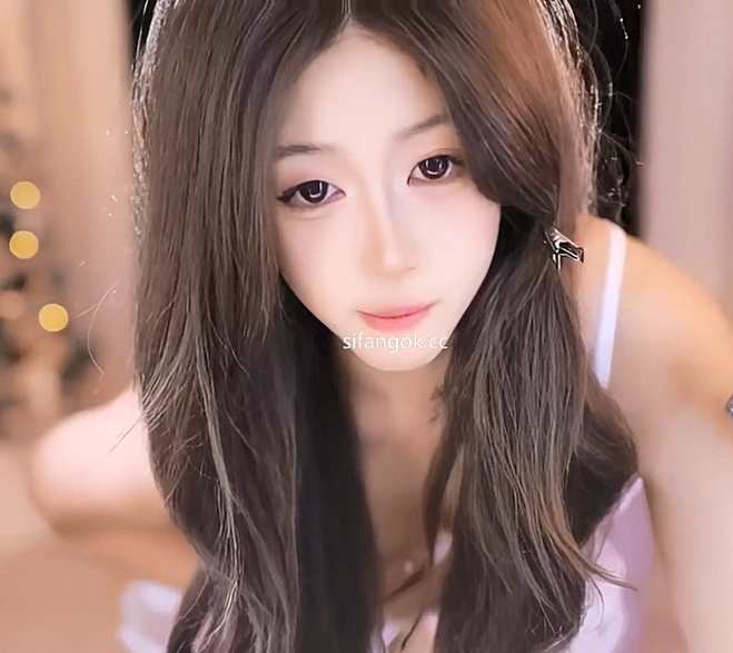 【虎牙重磅】楚安安 花式动作自慰 人美逼肥白浆直流 预览图 2