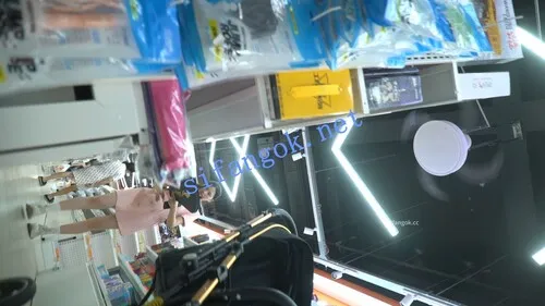 【永久专享】（空城原创）超短连衣裙美少妇，微透白N包裹肥臀前C黑森林【1V】【1.22G】 预览图 9