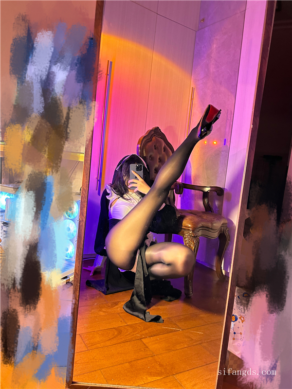 B站反差UP主 爆炸小熊 提督顶级福利私拍 性感COS反差诱惑二【436P35V】【3.4G】 预览图 13