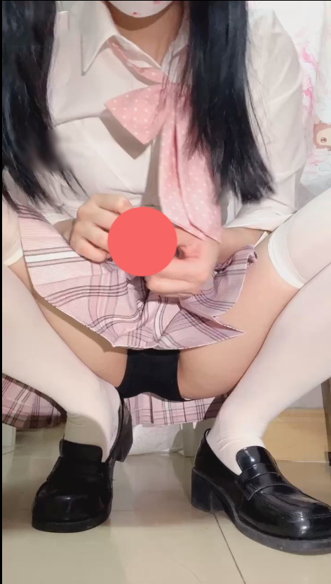 玩物直播砂糖-251126 羞辱玩弄处男短小3厘米榨精【1V】【618MB百度云】 预览图 1