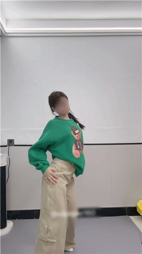 顶级大学舞蹈生【小乔（以安）】12月VIP最新大尺度裸舞【9V】【907M】 预览图 5