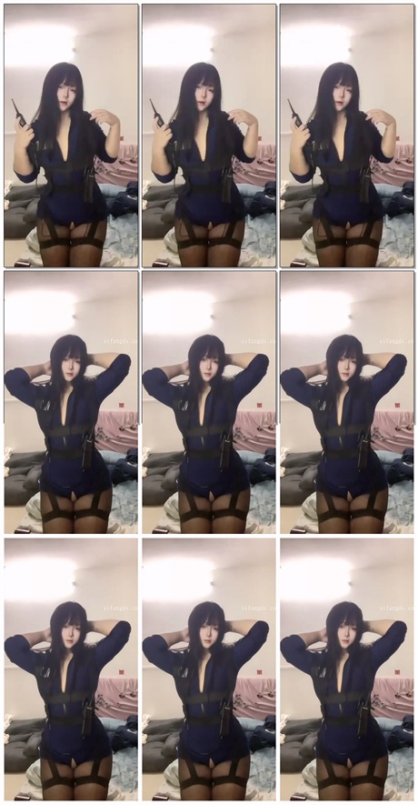 ❣️推荐❣️快手颜值嫩妹【小莫宝】大奶粉穴，一小撮毛好性感，道具自慰，痴女形态淫语调教【9V】【243M】 预览图 9