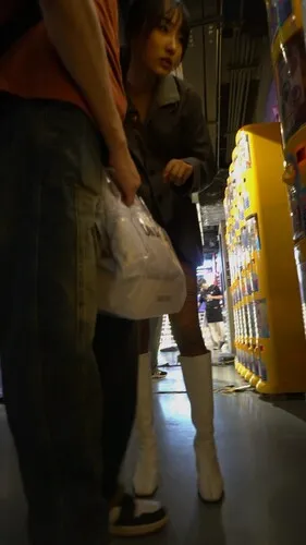 【永久专享】【WaltzCD】华尔兹2023系列之27黑丝女友骚气外露【1V】【732M】 预览图 6