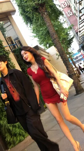 【永久专享】⭐【mccd】⭐ 44 CD极品身材红色包臀裙黑内【1V】【355M】 预览图 7