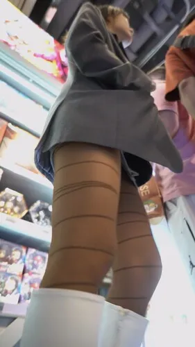 【永久专享】【WaltzCD】华尔兹2023系列之27黑丝女友骚气外露【1V】【732M】 预览图 3