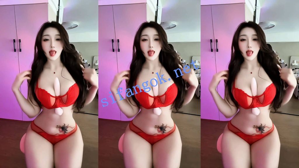 【抖音 】露宝吃不饱 精致美女情趣内衣福利定制8V【8V】【279M】 预览图 4