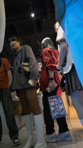 【永久专享】【WaltzCD】华尔兹2023系列之27黑丝女友骚气外露【1V】【732M】 预览图 1