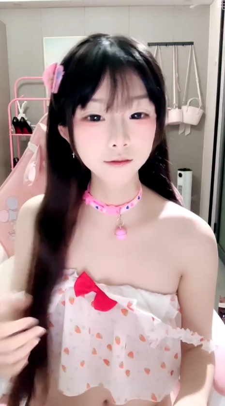 清纯嫩妹【呆呆萝】翻白眼可爱【4v】-福利岛