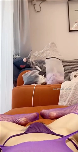 快手骚骚主播 美优nice定制 情趣骚舞骚毛透视露出骚BB【22V】【1.16G】 预览图 21