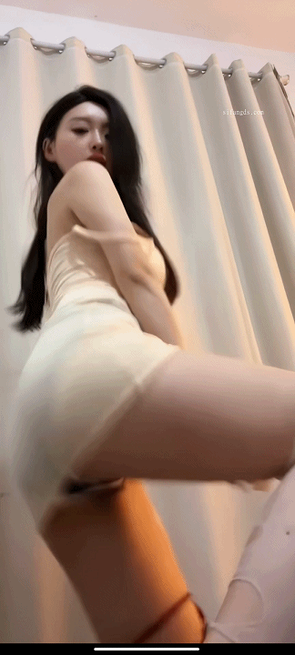 【快手福利】风骚御姐【蒋大爷重庆一支花】骚舞顶胯抖奶.2【17V】【8.11G】 预览图 16