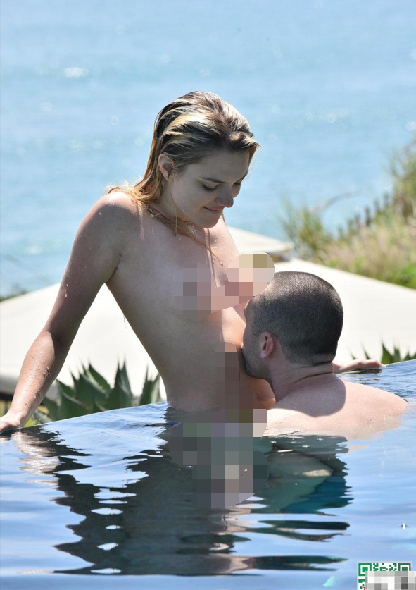 欧美 Kenna – Born To Be Wild 大尺度性爱套图【64P408M】 预览图 2