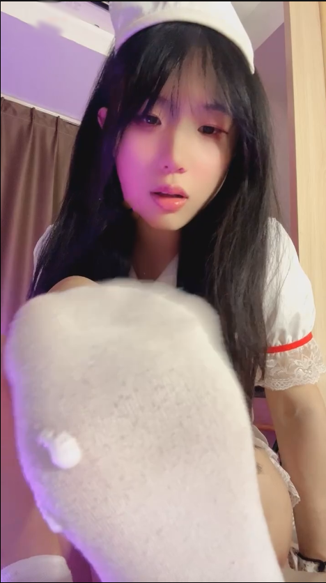 玩物直播母狗妈妈-251126 护士装语言羞辱阳痿狗【1V】【458MB百度云】 预览图 4