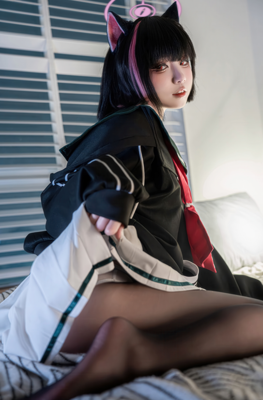 【足控福利】纸悦Etsu_ko – 蔚蓝档案 杏山和纱 【55P 308MB】-福利岛