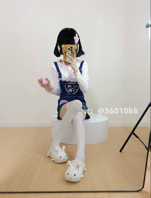 困困大王 门槛新作 附赠以前的一些合集 【29P 80V 515MB】-福利岛