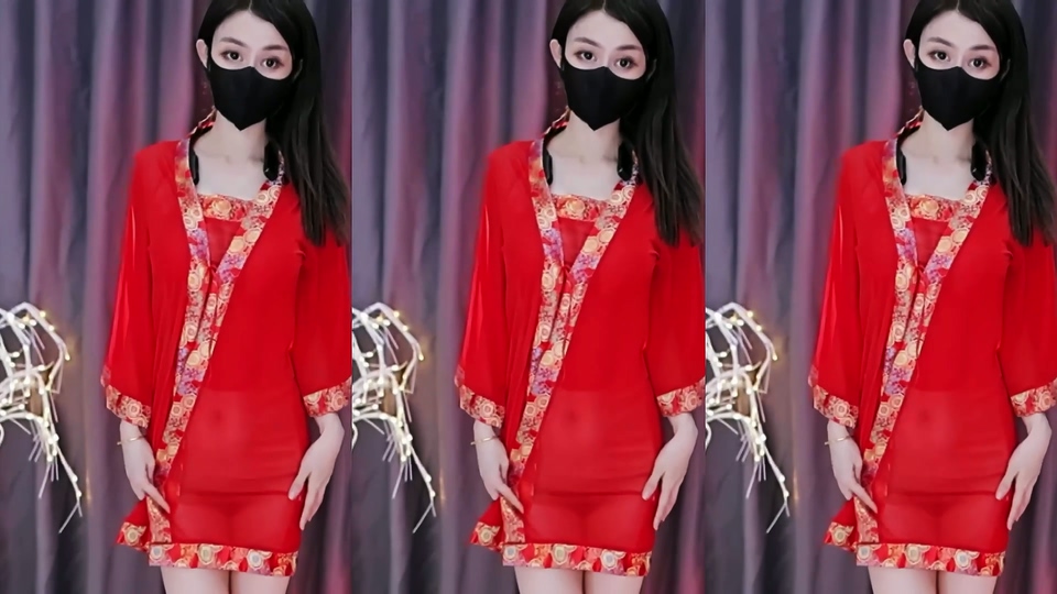 网易CC 小薇薇付费无水定制情趣内衣透视诱惑露点骚舞【22V】【7.71G】 预览图 5