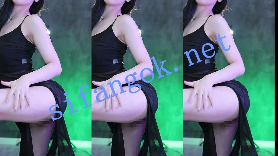 虎牙 梦曦 高颜好身材 无内 露脸半裸裸舞 史上最大尺度 2V【2V】【144M】 预览图 20