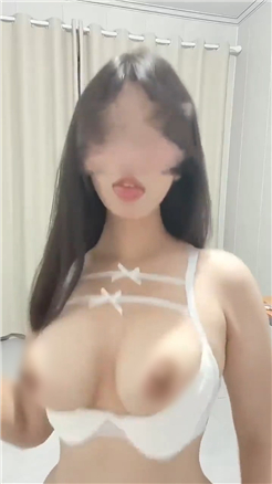 推特童颜大奶 米粒xmbnwk12 私定裸舞自慰摸奶插穴喷水【24V】【3.75G】 预览图 26