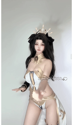 推特新晋顶级COS 希尔薇 11月最新VIP福利裸舞自慰娇喘 滑嫩【56P13V】【355M】 预览图 18