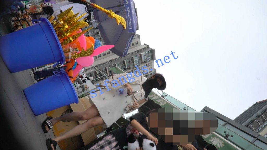 【永久专享】（空城原创）超短连衣裙长腿小少妇，微透白N前C透黑色【1V】【372M】 预览图 2