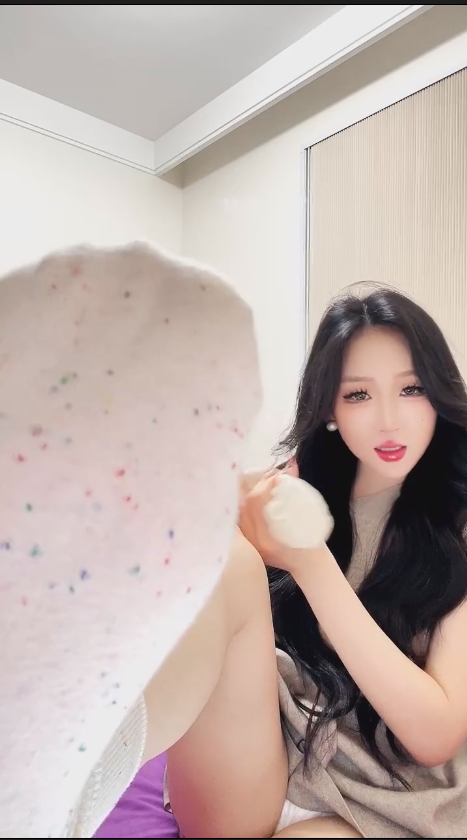 玩物直播知妤-251128 学妹臭棉袜红绿灯2【1V】【548MB百度云】 预览图 2