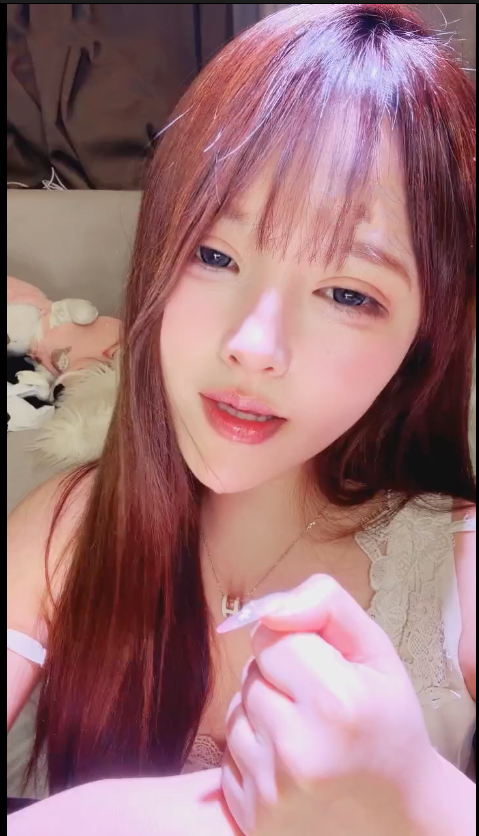 玩物直播上海琪琪sama-251129 红绿灯油脸射屏挑战【1V】【775MB百度云】 预览图 2