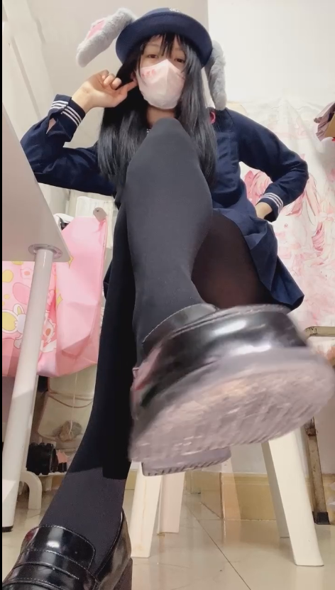 玩物直播砂糖-251128 辱母诅咒死s妈场【1V】【521MB百度云】 预览图 2