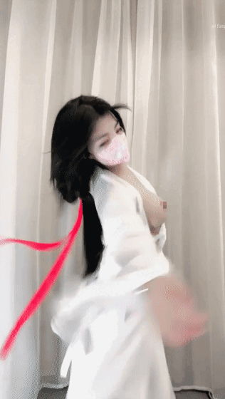 【会员求稿】√舞姬【阿冷】各式服装艳舞 一首（神话）跳进我的心！【3V】【2.99G】 预览图 10