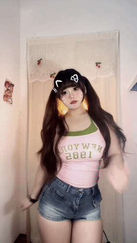 快手06女大 疯狂小豹 专业才艺主播定制抖奶裸舞+平台骚舞【37V】【367M】 预览图 10