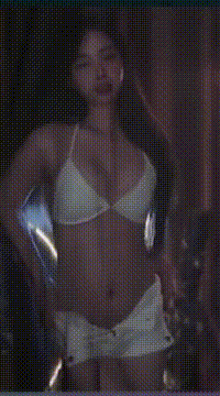 漂漂 啊美 高颜巨乳 露大半个奶 超强抖胸舞 抖成球 超弹【5V】【590M】 预览图 7