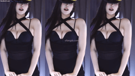 【漂漂 KK佰星】极品美女 三角热裤仰望视角露逼边 抖奶骚舞【8V】【759M】 预览图 15