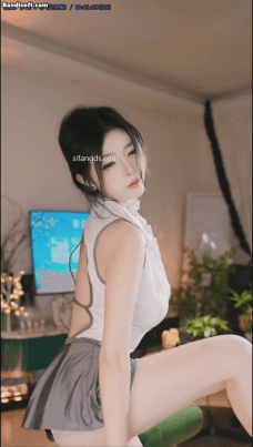 【漂漂 甜不乖】超美女神 极品巨乳 抖奶露内裤骚舞 情趣【24V】【1.54G】 预览图 11